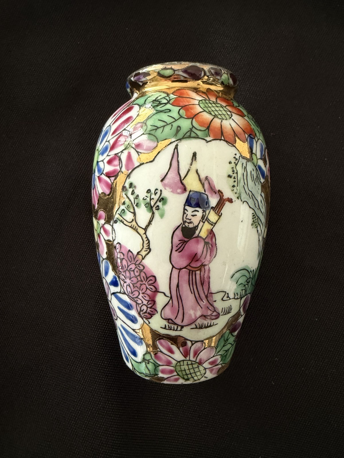 Vintage Chinese Hand Painted Mini Porcelain Vase with Gold Gilt Details 4”