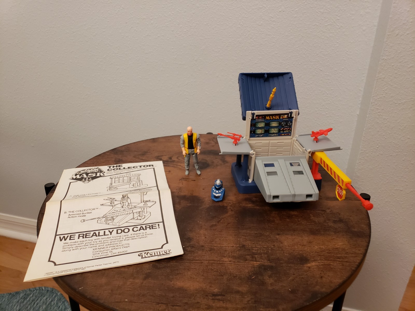 M.A.S.K. Vintage 1986 The Collector Complete w/Alex Sector Figure M.A.S.K. Vintage 1986 The Collector Complete w/Alex Sector Figure
