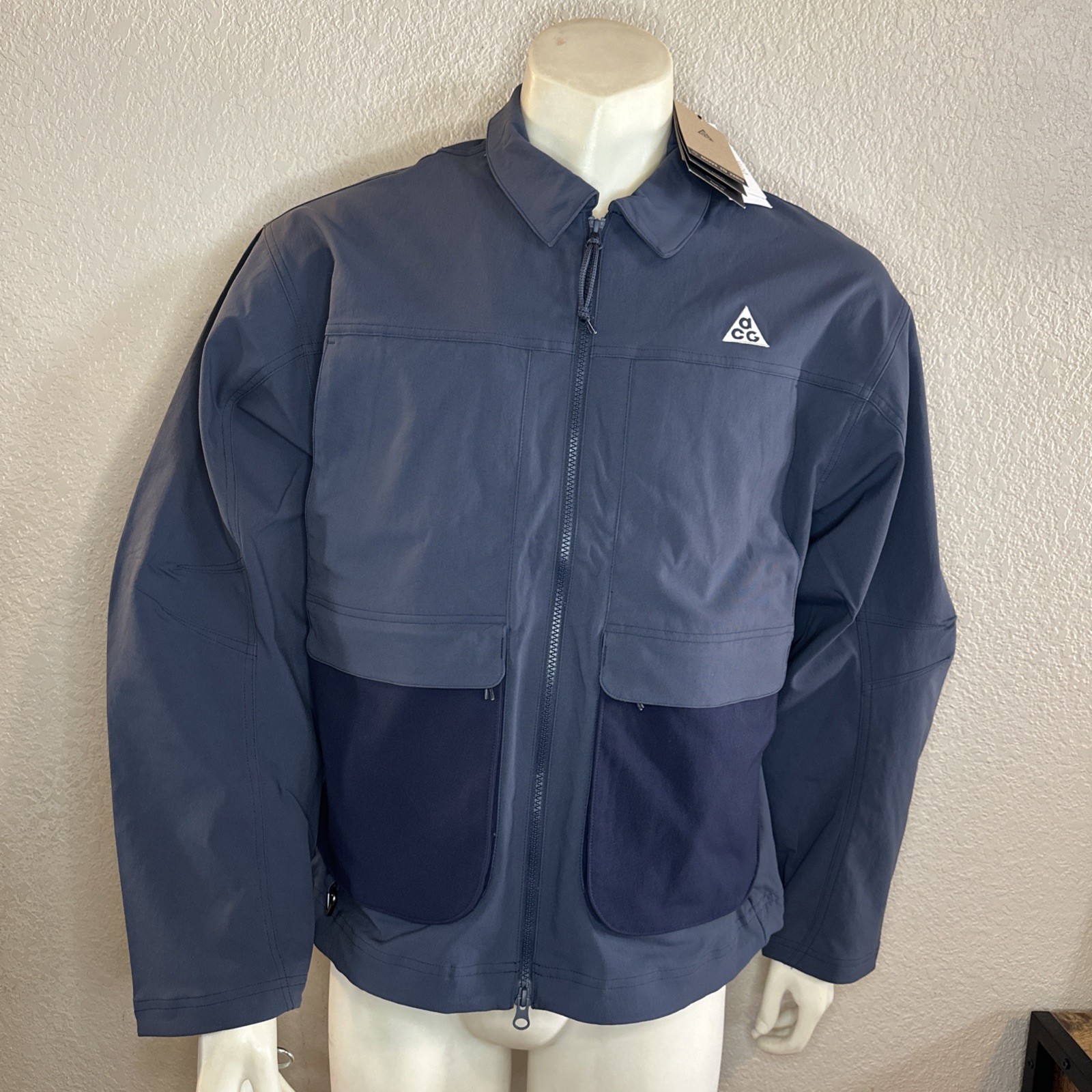 Nike Jacket Outdoor Utility ACG Smith Summit UV Blue HV0598-437 Mens Medium Nike Jacket Outdoor Utility ACG Smith Summit UV Blue HV0598-437 Mens Medium
