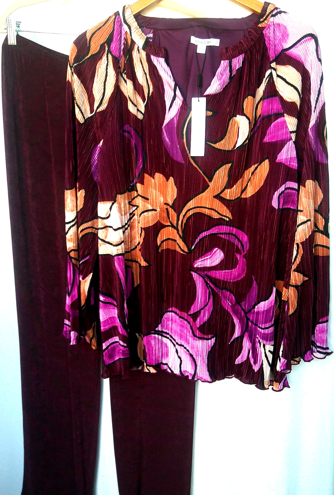 NWT Chicos Set Pullover Top 3 XL Burgundy Multi Travelers No Tummy Pants 3 18