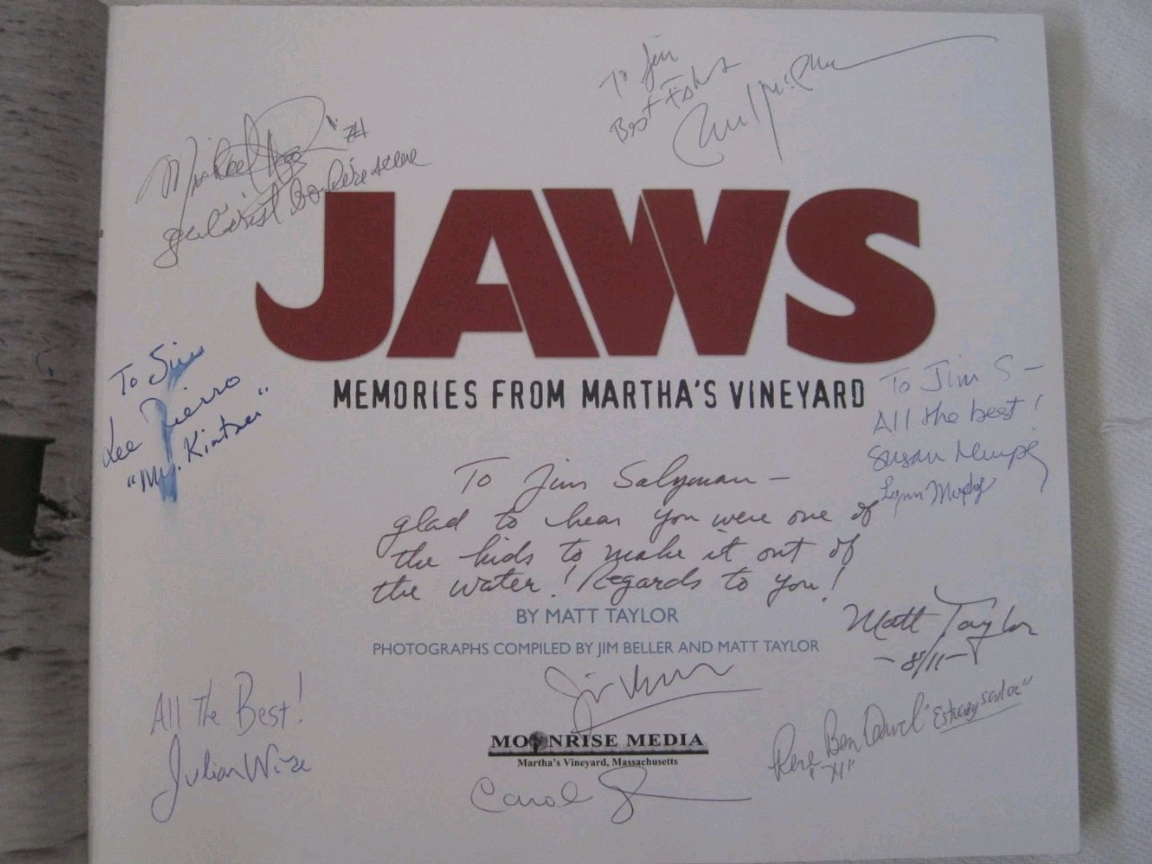 JAWS : Memories from Martha\'s Vineyard  signed by Cast/Crew + Matt Taylor +