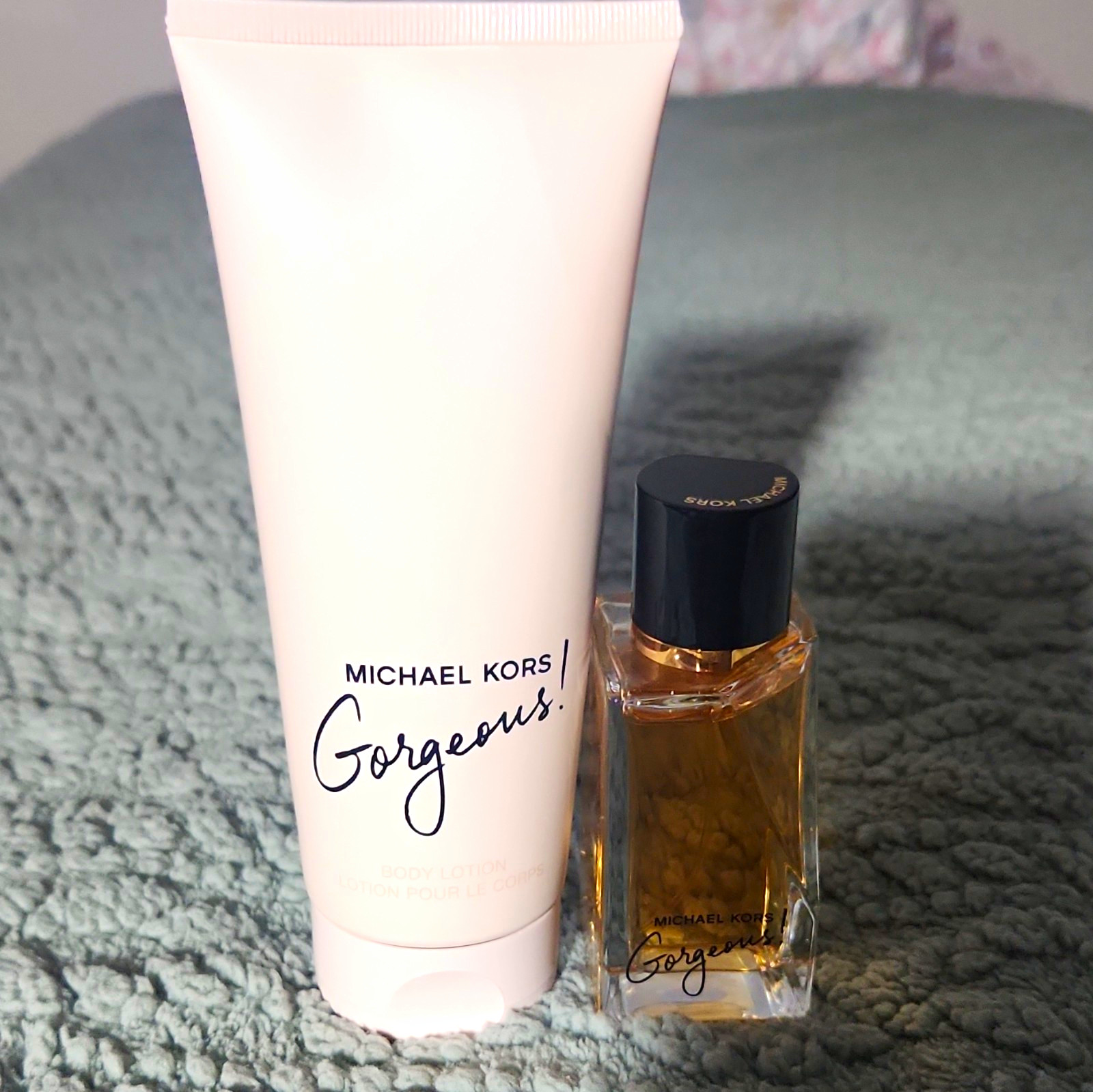 Michael Kors Gorgeous Gift Set Body Lotion 6.7 fl oz + Fragrance Spray