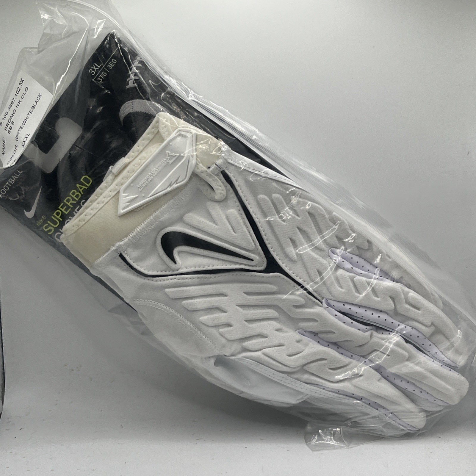 Nike Superbad 6.0 Padded Football Gloves 3XL White NEW