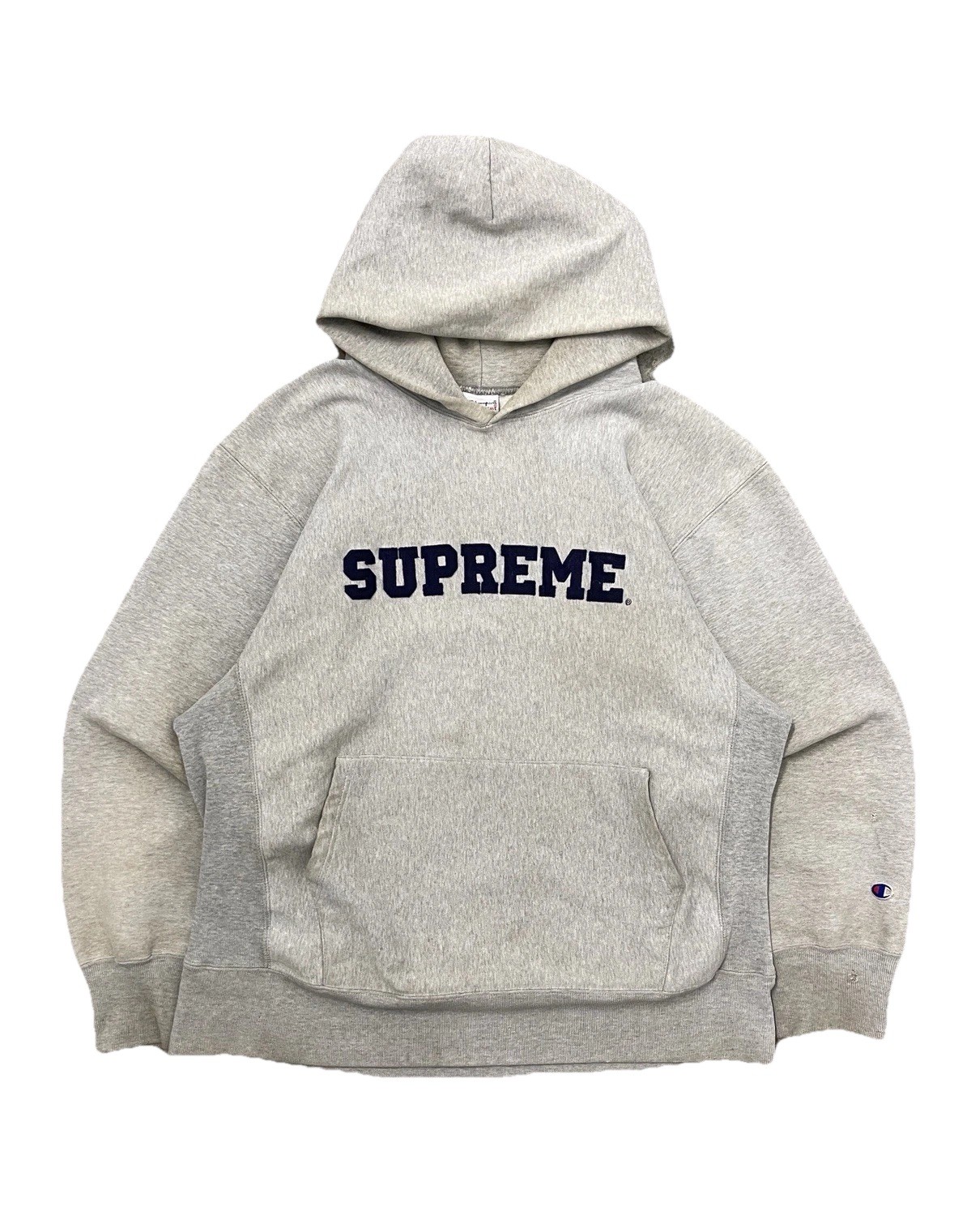 Vintage 1997 Supreme Champion Reverse Weave Men’s Pullover Hoodie Vintage 1997 Supreme Champion Reverse Weave Men’s Pullover Hoodie