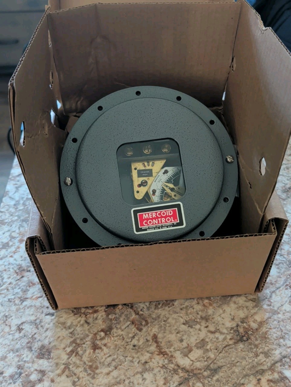 DWYER DAW-7033-153-5 - Stock Liquidation Sale - Genuine MRO Unit Mercoid MFR '26
