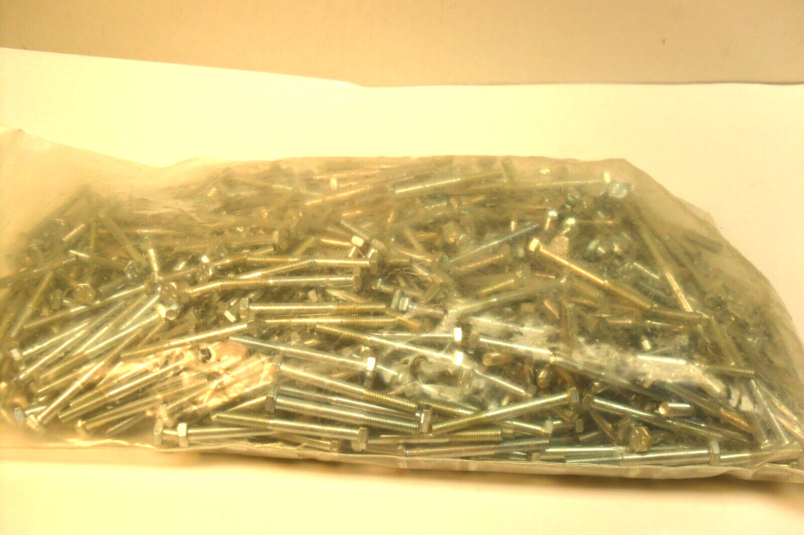 Fastenal QTY 100- 8.8 Hex Cap Screws 8.0 - 4-0.7 x 40z # 38529 nib