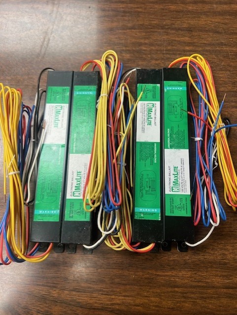 MaxLite Fluorescent Ballast: 4 Lamp, 120/277V.  SKEU324HE/SC -box of 4