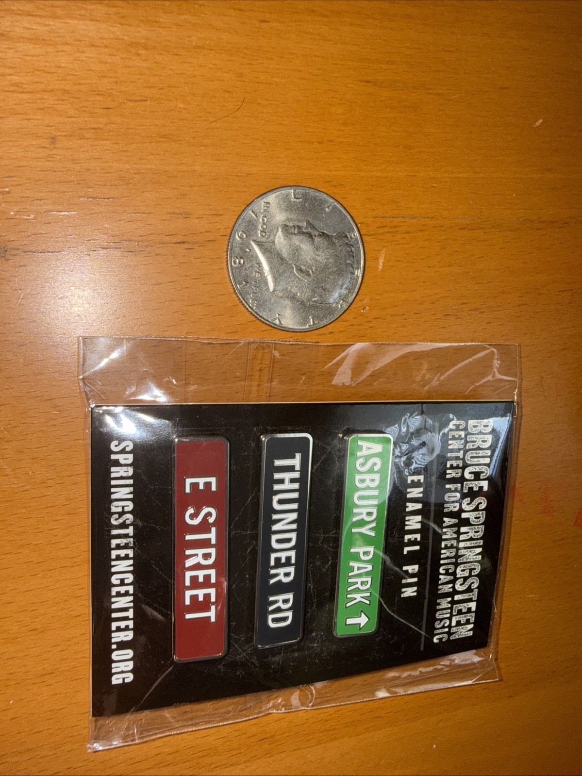NWT Bruce Springsteen Center For American Music Enamel Pin Street signs E street