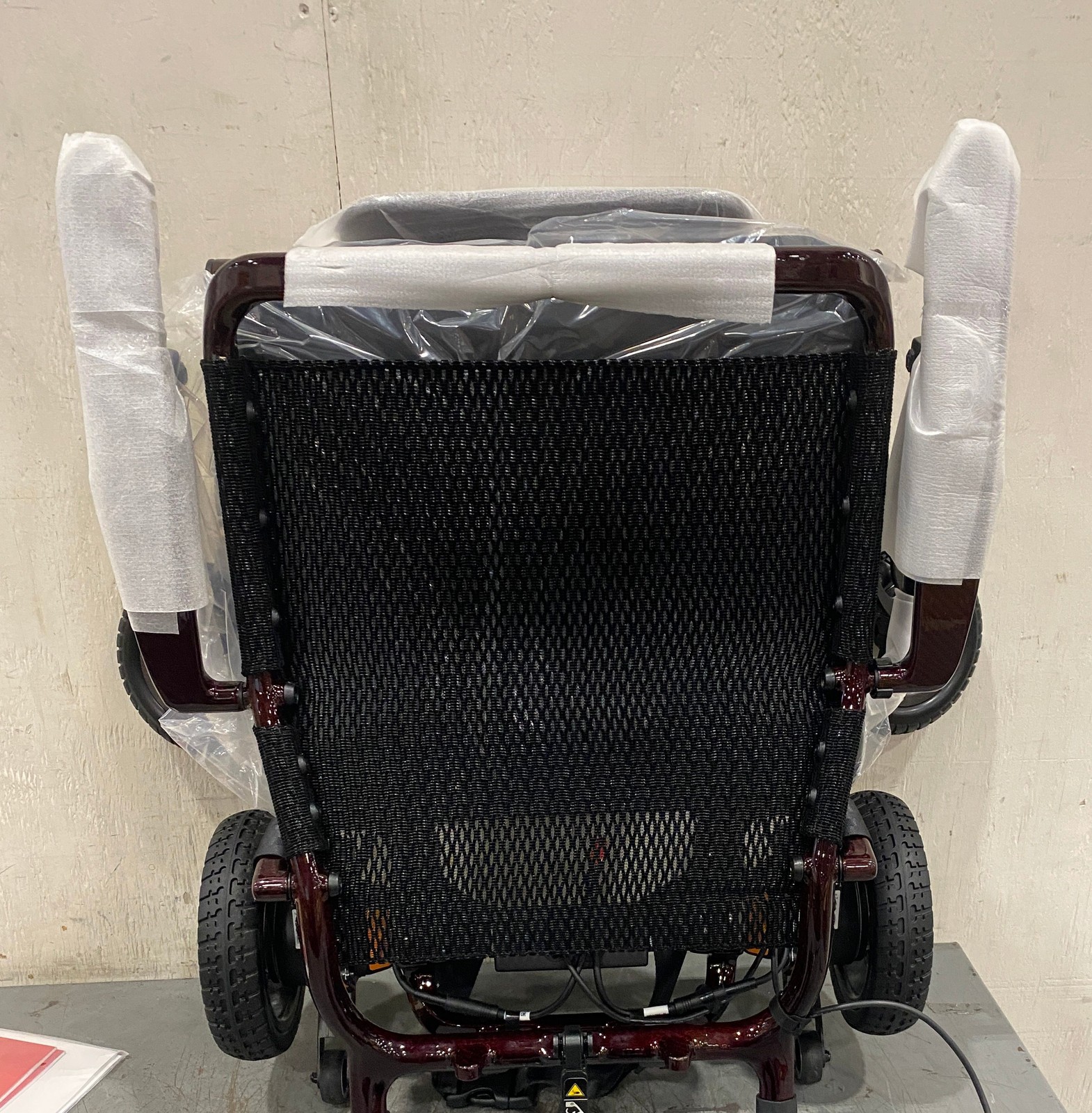 Pride Jazzy Carbon 27 Lightweight Folding Power Chair Black Cherry