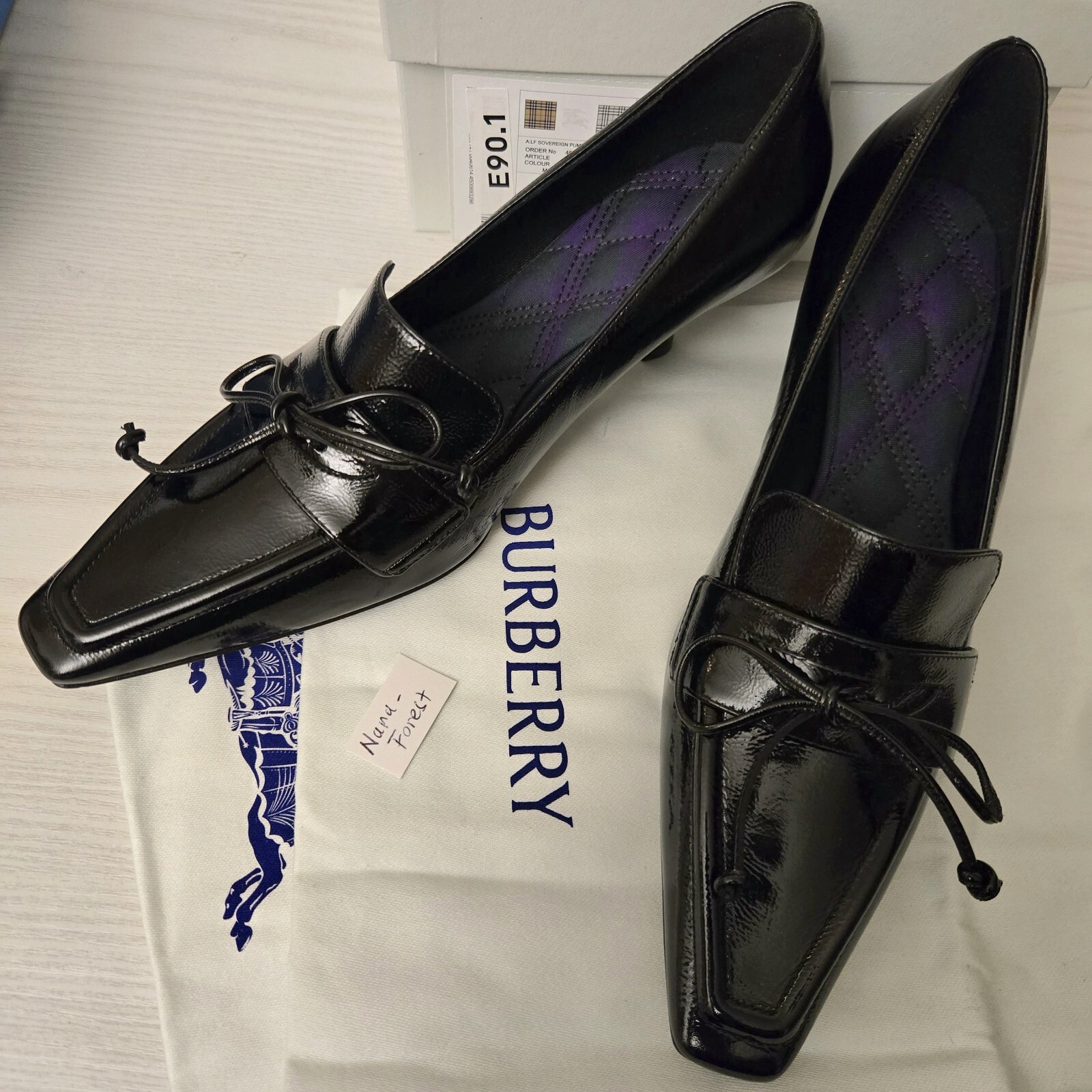 Burberry Sovereign Leather Bow Loafer Pump- New In box- Eu sz35