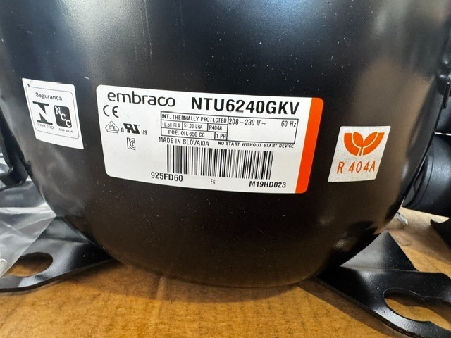 EMBRACO COMPRESSOR NTU6240GKV 1 1/2 HP MBP 208-230/1/60 R404 8,408 Btu