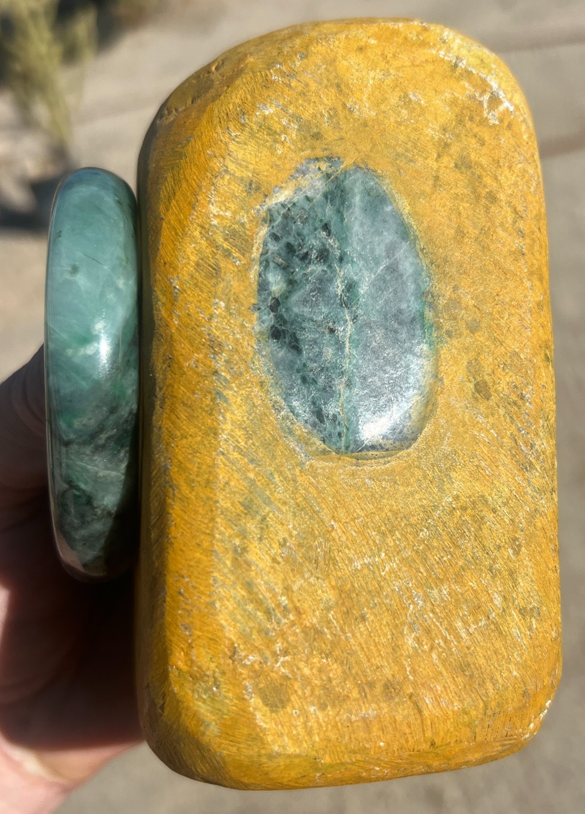 BURMESE JADEITE BOULDER 1.3LBS BURMESE JADEITE BOULDER 1.3LBS
