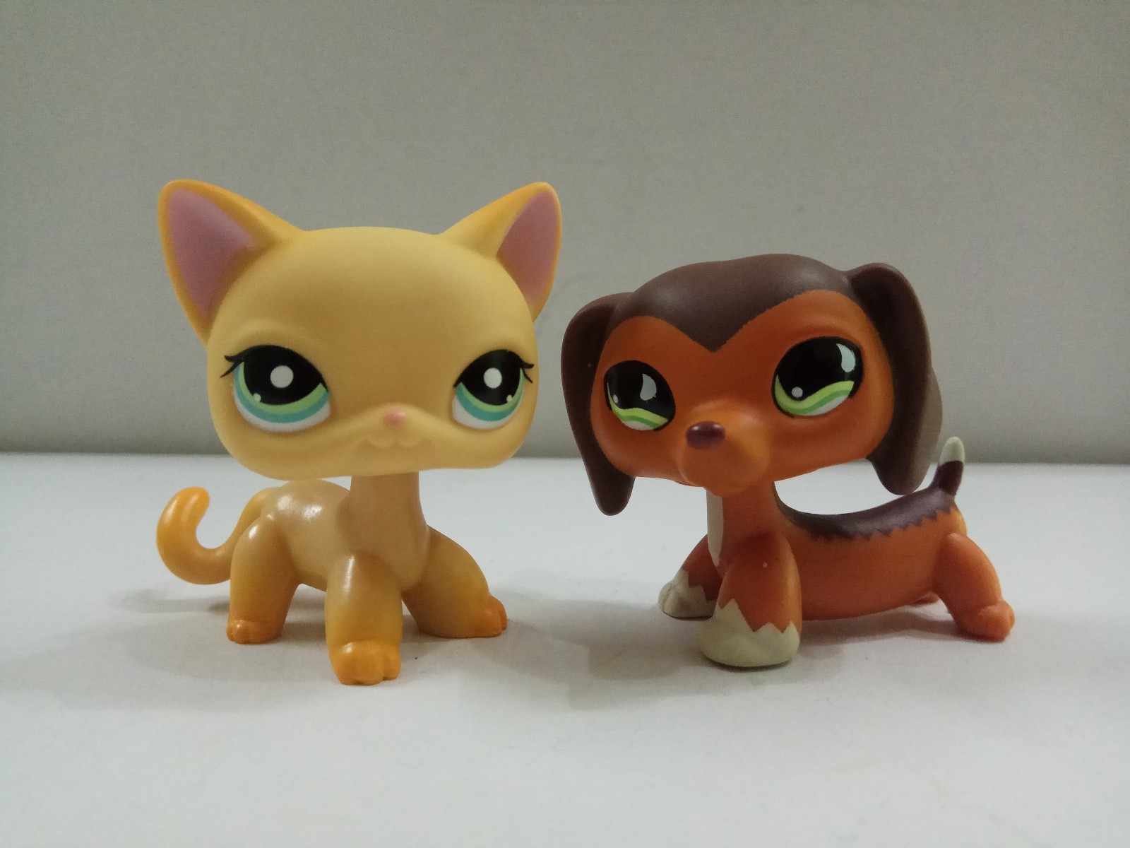 2pcs/lot Littlest Pet Shop LPS Dog Cat #675#339 Animals Figure Toys