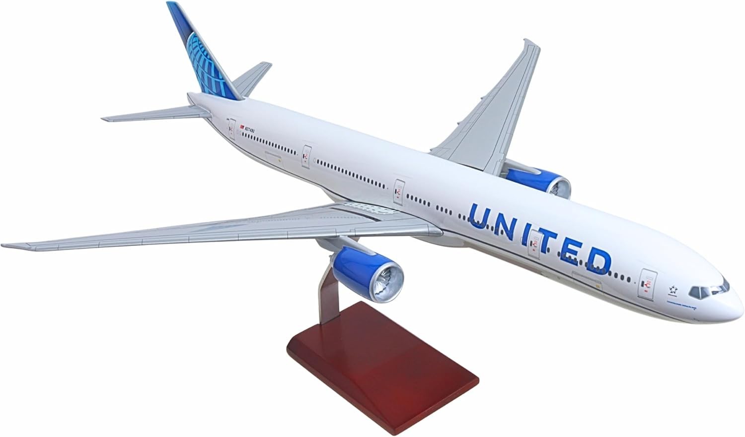 SkyMarks Elite United 777-300ER 1/100 Scale Model Airplane with Stand NEW