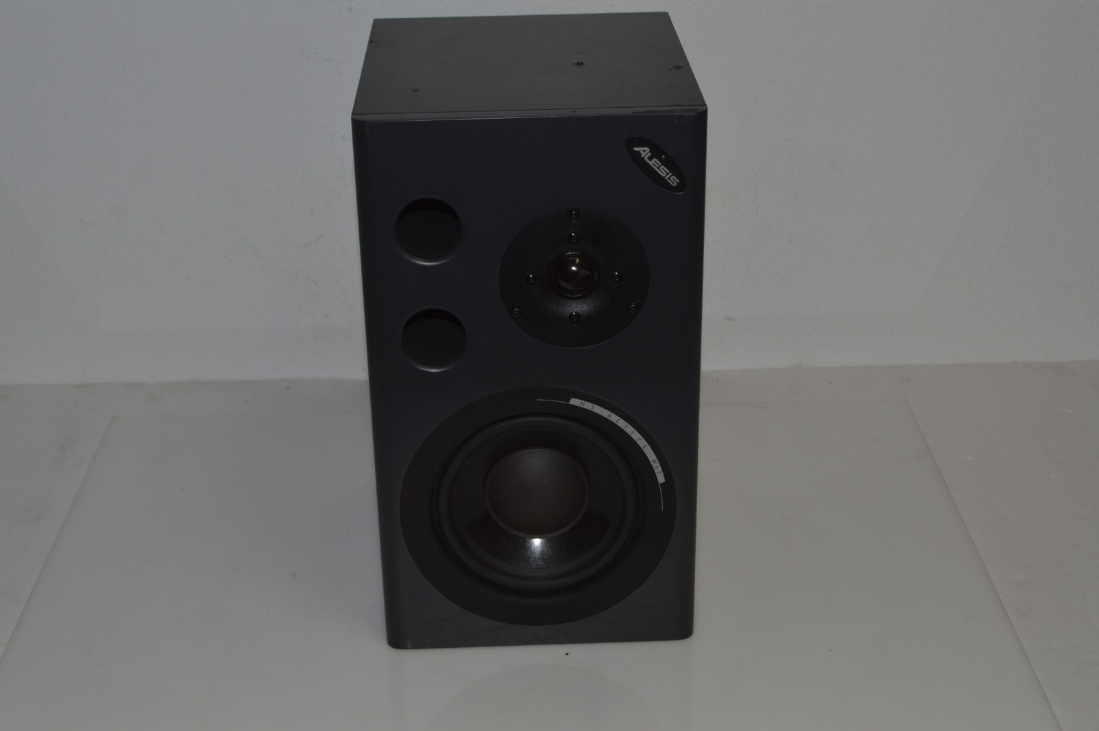 *TC* ALESIS M1 ACTIVE REFERENCE MONITOR (LBN115)