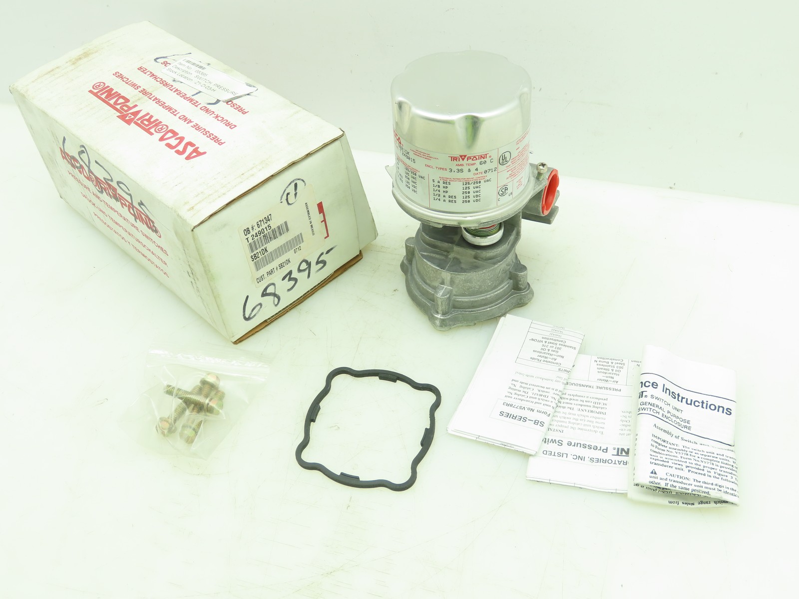 Asco SB21DK Tri Point Pressure/Temp Switch 125/250VAC & DC Pos Indicator 3/4\