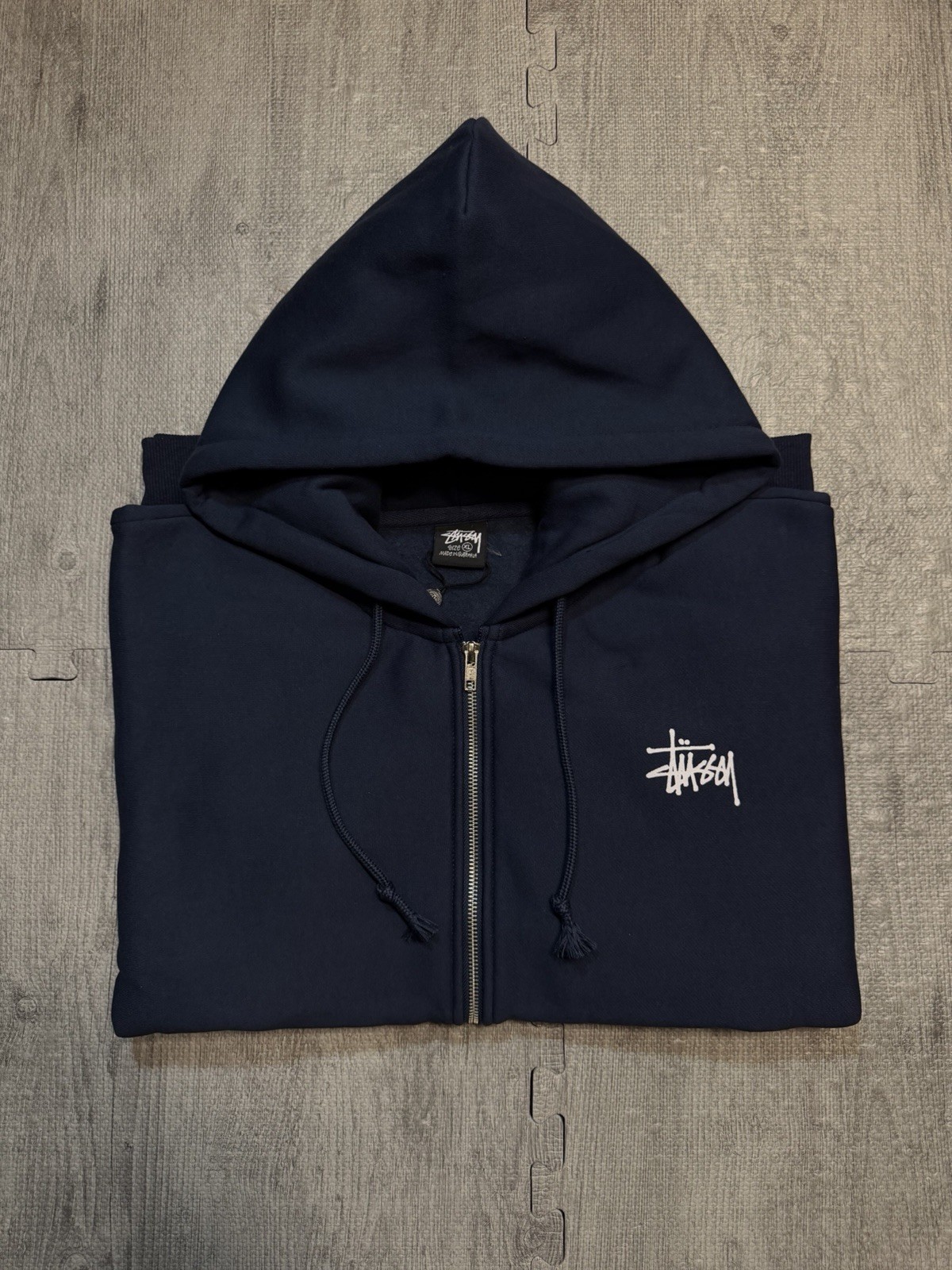 Size X-Large - Stussy Basic Zip Up Hoodie Navy, 100% Authentic, New with Tags Size X-Large - Stussy Basic Zip Up Hoodie Navy, 100% Authentic, New with Tags