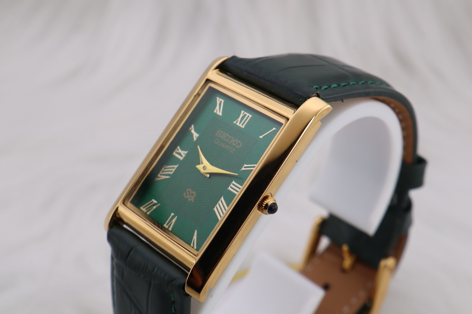 Vintage Seiko Slim Japan Quartz Men’s Wristwatch Limited Edition 