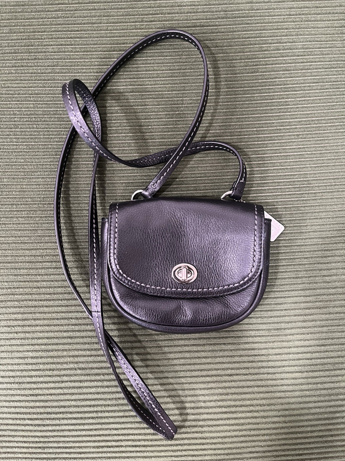 Vintage Coach Mini Crossbody Bag Purse Black Vintage Coach Mini Crossbody Bag Purse Black
