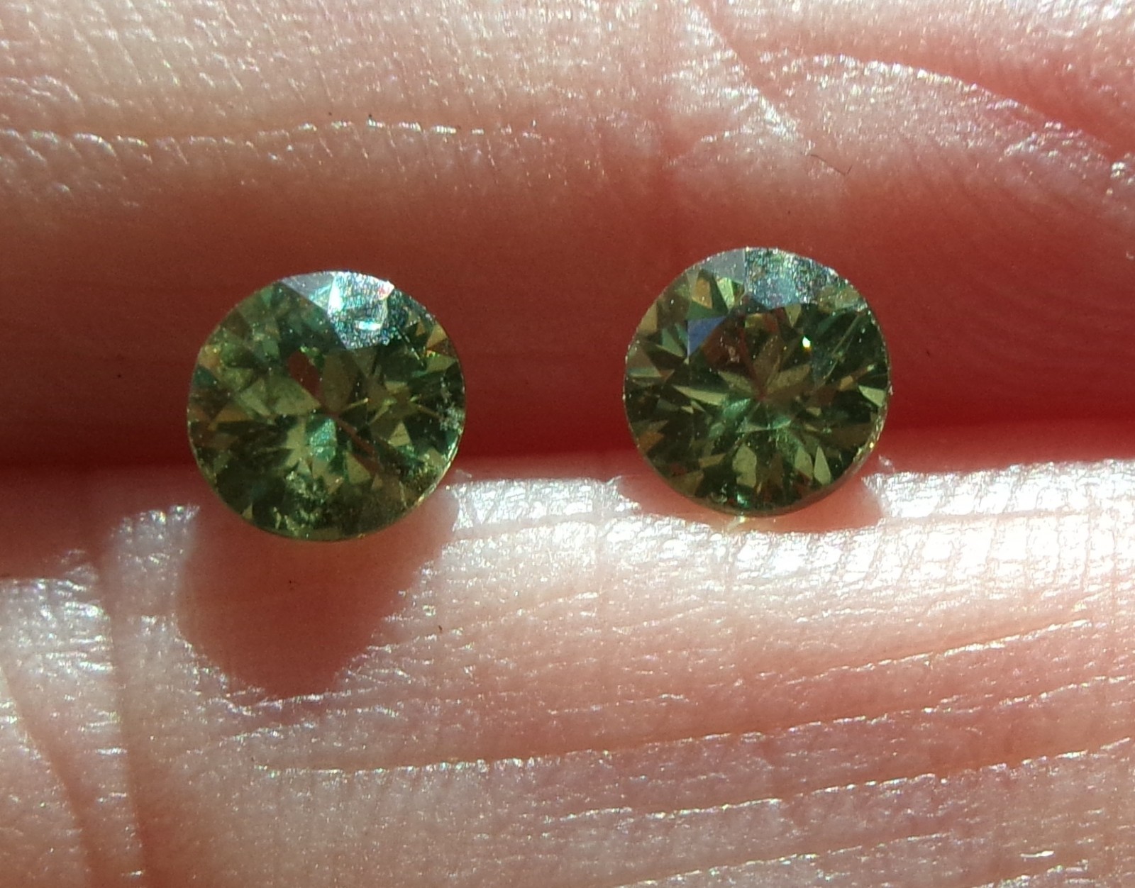 Matched Pair Madagascar Demantoid Garnet 1.00ctw 5mm Round Loose Gems JTV Box