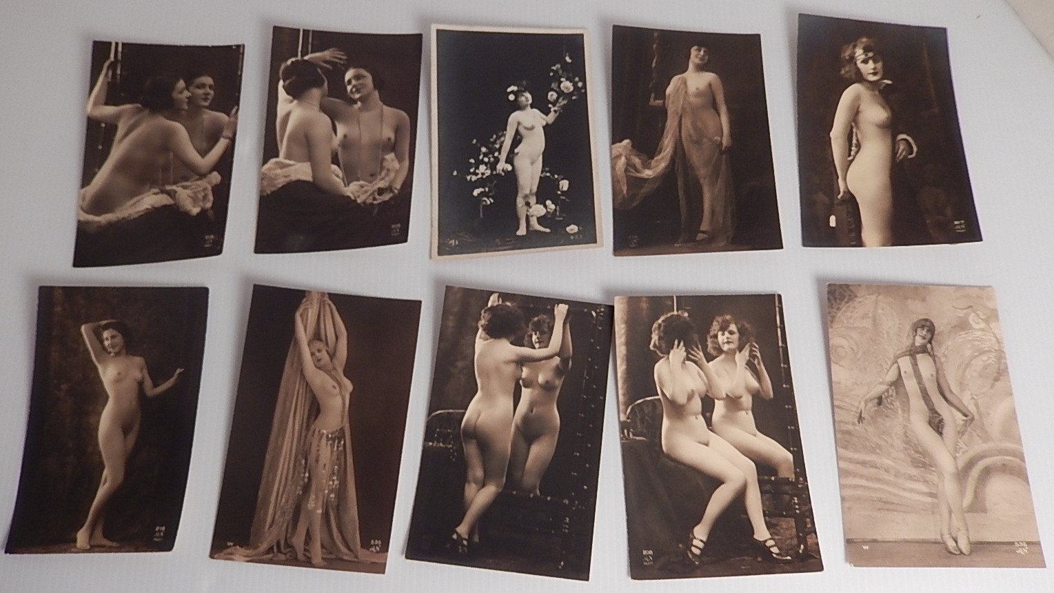 Vintage 1920s Armand Noyer French Risque Nude Woman Breast Flapper Postcard 10E Vintage 1920s Armand Noyer French Risque Nude Woman Breast Flapper Postcard 10E
