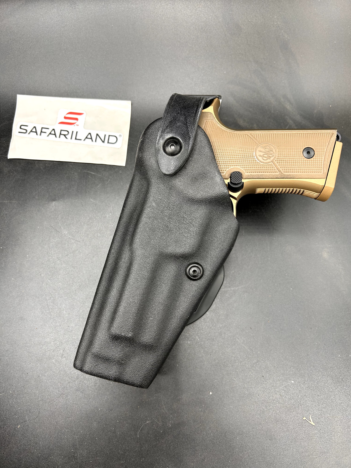 New SAFARILAND Beretta 92 M9, M9A1 M9A3 Belt Holster Black  6005-73  LEFT HAND