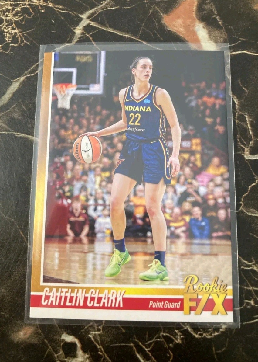 2023-2024 CAITLIN CLARK ROOKIE Indiana Fever from the WNBA Team Set 2023-2024 CAITLIN CLARK ROOKIE Indiana Fever from the WNBA Team Set