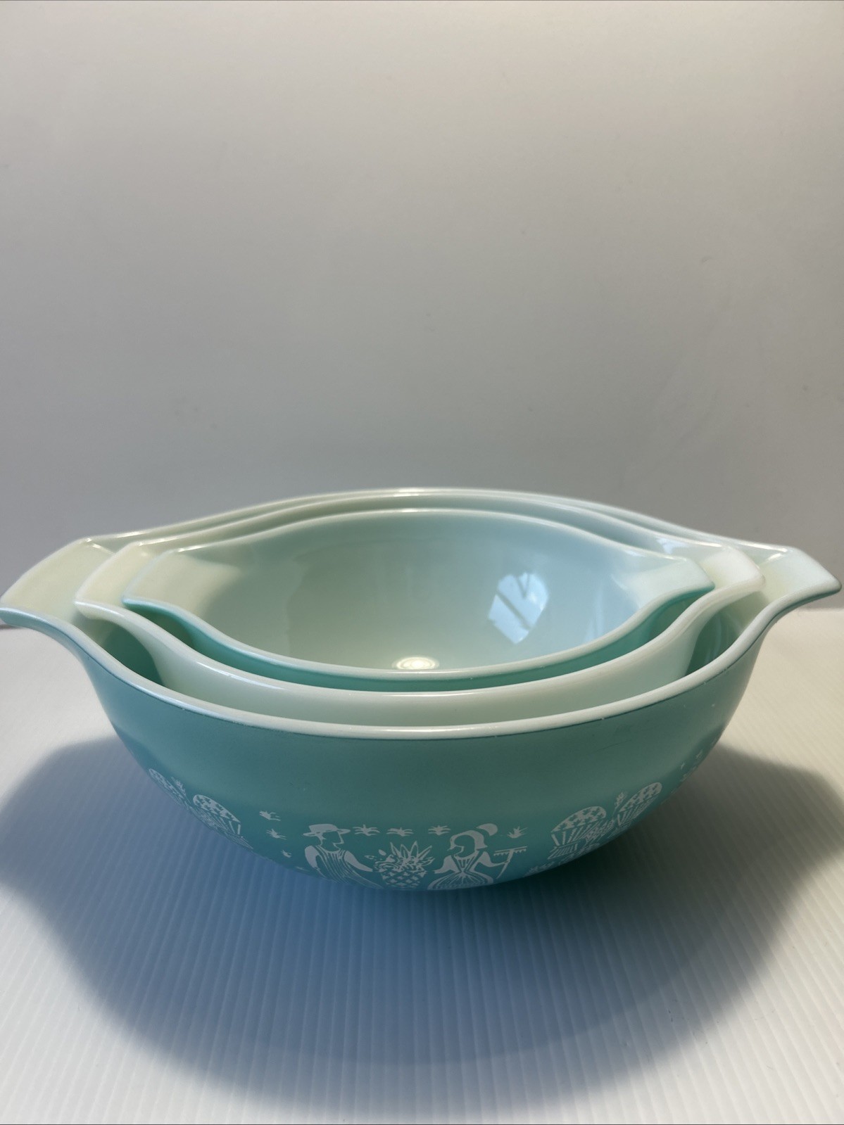Vintage Pyrex Butterprint Cinderella Mixing Bowls – #442, #443 & #444 Vintage Pyrex Butterprint Cinderella Mixing Bowls – #442, #443 & #444