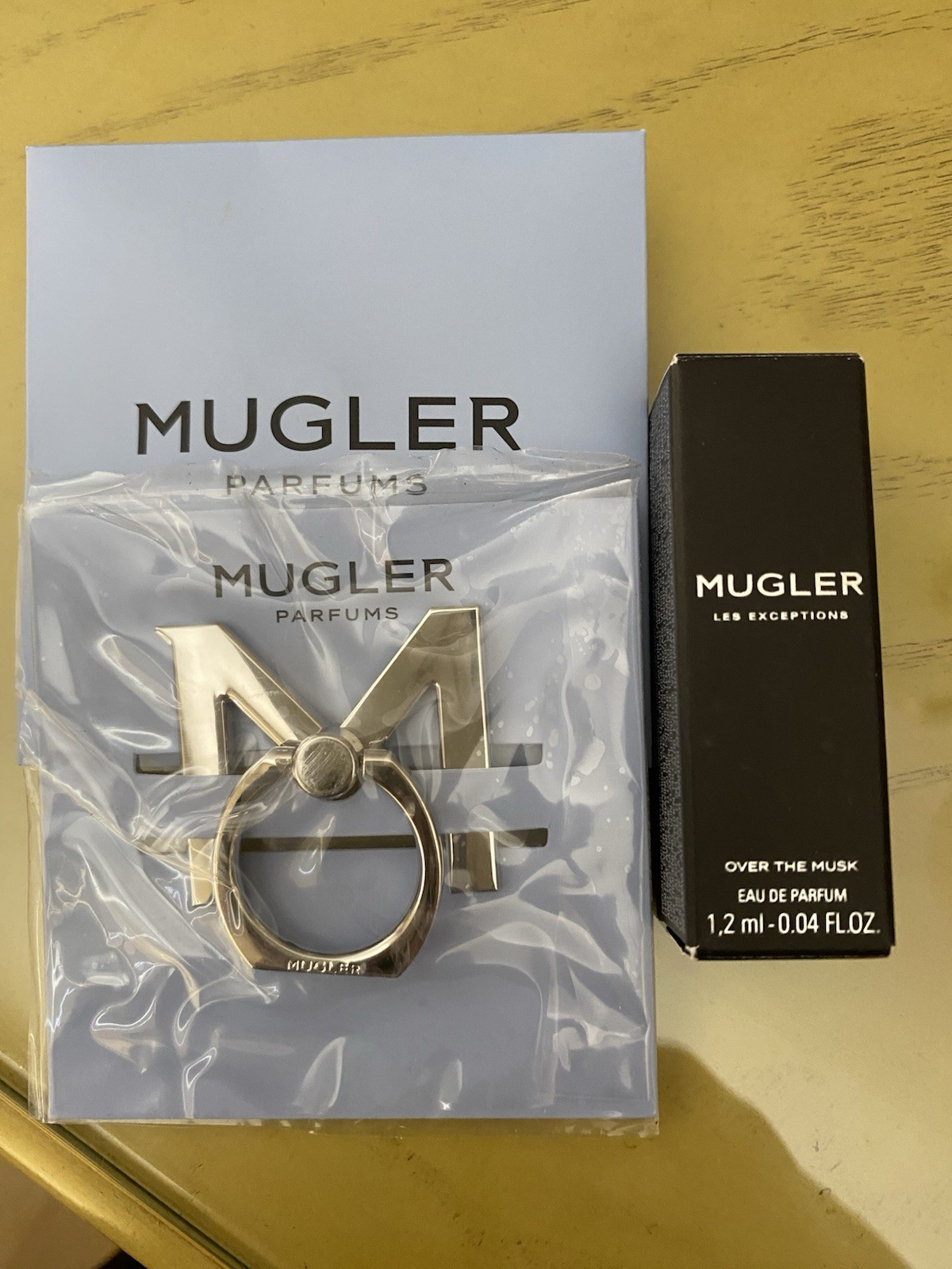 Theiry Mugler The “M” The Circle Phone for (Cell Phone) Ring Brand New + Gift