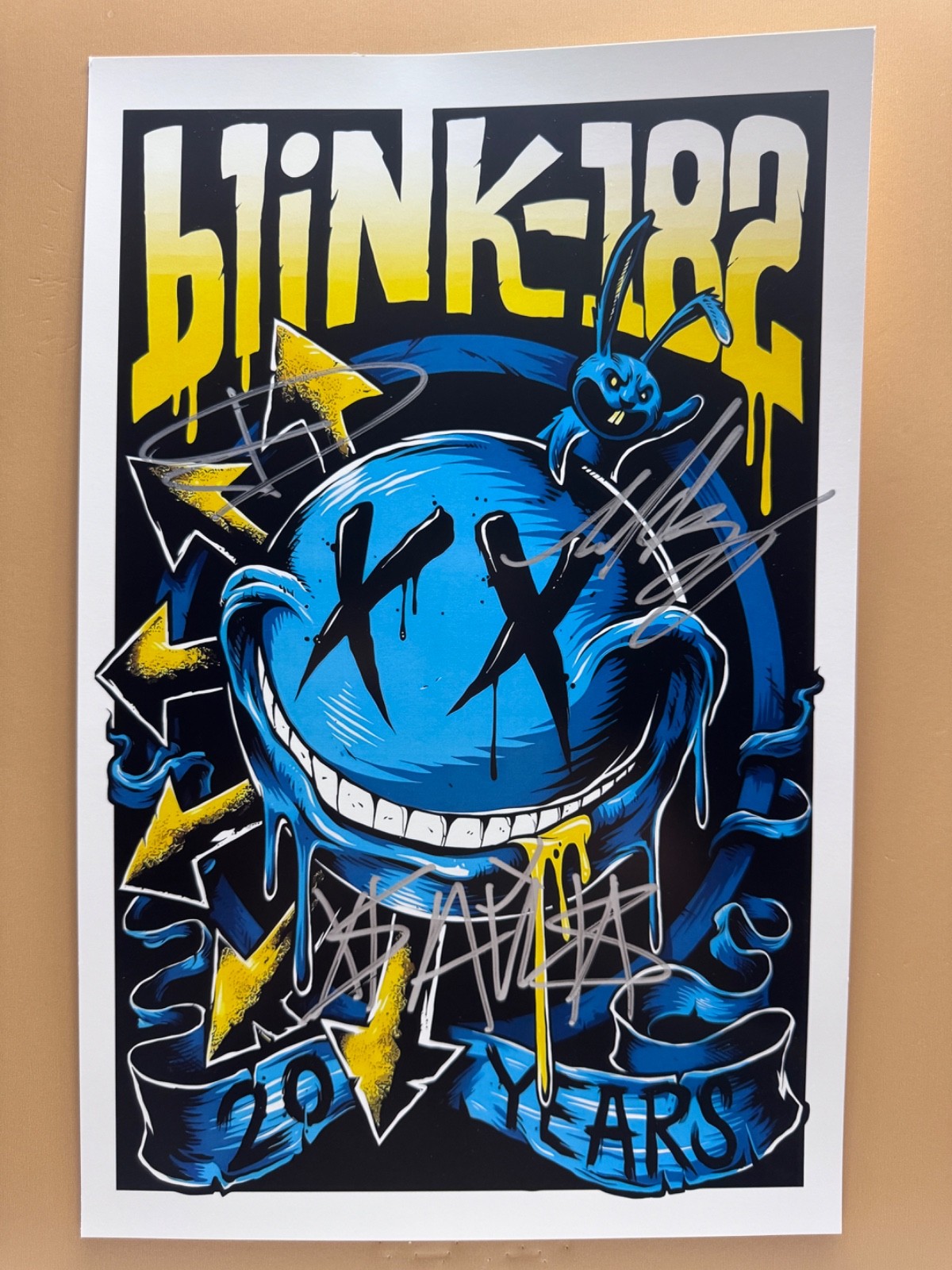 SIGNED BLINK-182 20 YEARS 11x17 Music Poster COA by 3 of the band members SIGNED BLINK-182 20 YEARS 11x17 Music Poster COA by 3 of the band members