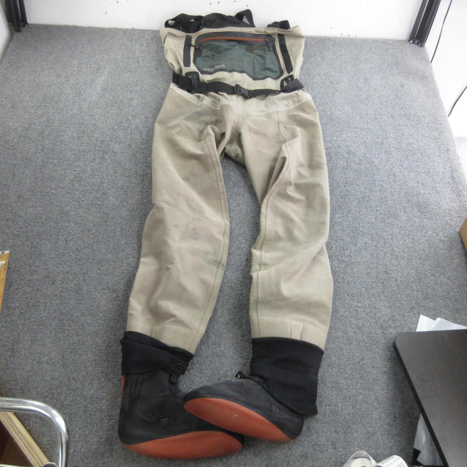 Simms Chest Waders Mens Medium Long Tan Gore-Tex Stockingfoot Made In USA