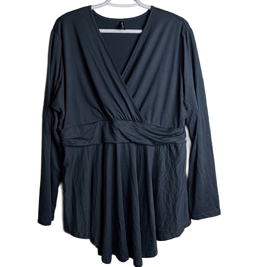 ALLEGRACE Size 2X Womens Short Sleeve Black Casual Tunic Top For Leggins V-Neck