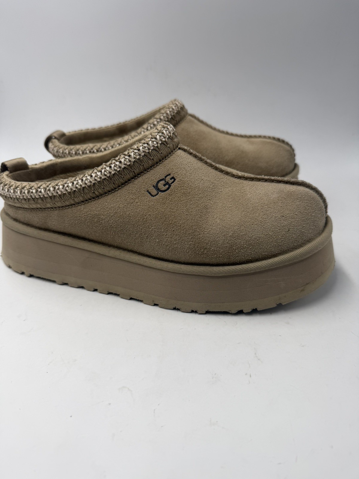 Women’s UGG Tazz Platform Slippers – Sand – Women’s Size 8 UK6