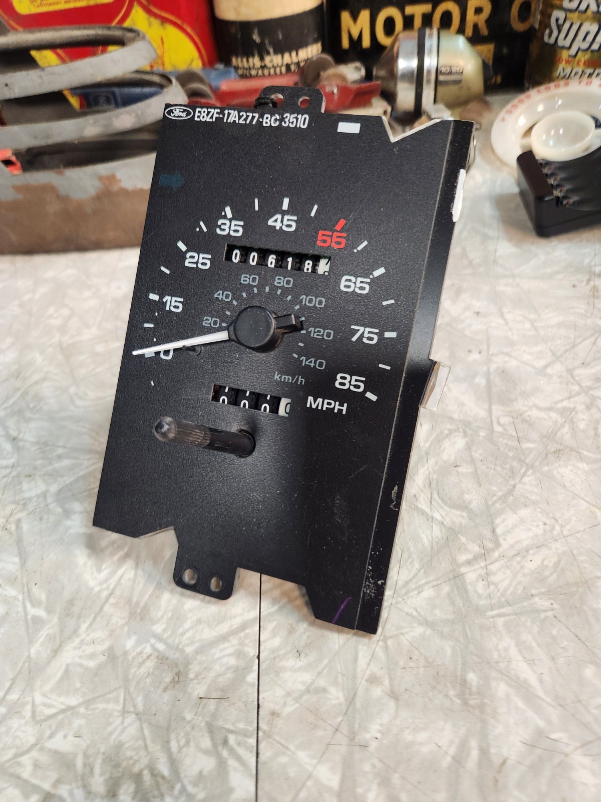 1987-89 Ford Mustang Speedometer 1987-89 Ford Mustang Speedometer