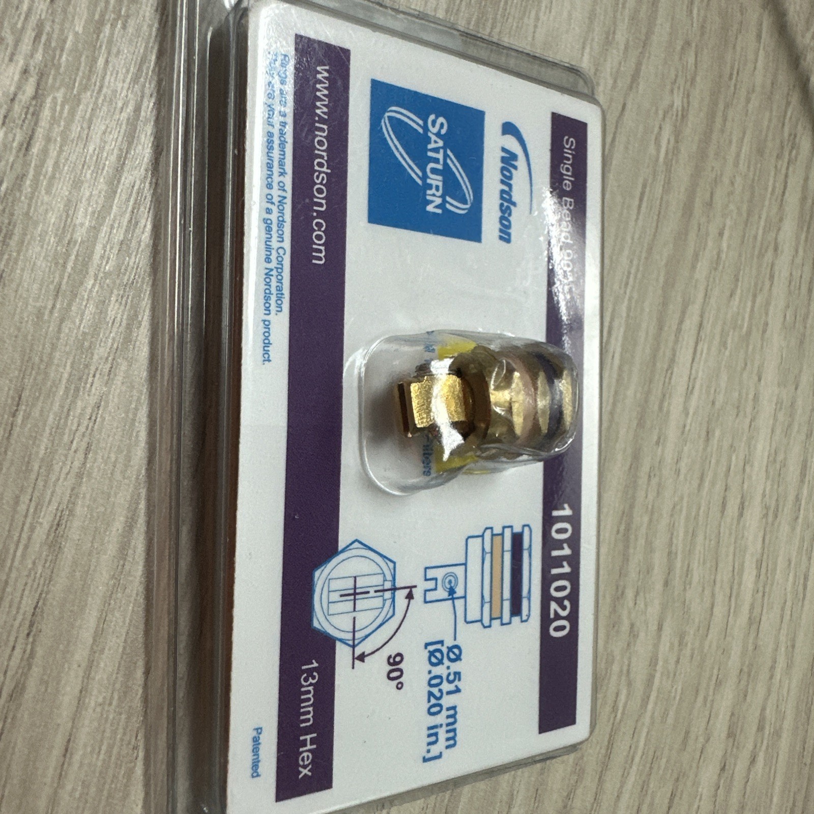 Nordson 1011020 SATURN RIGHT ANGLE NOZZLE New