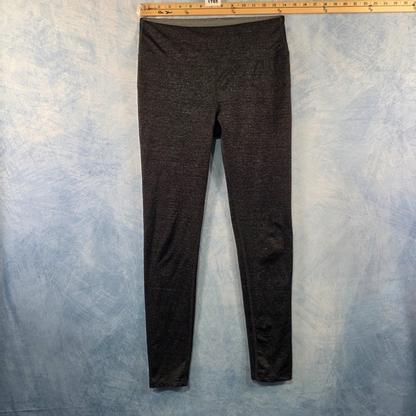 Lululemon Athletica Space Dye Heathered Grey High Rise Leggings Size 4 T3