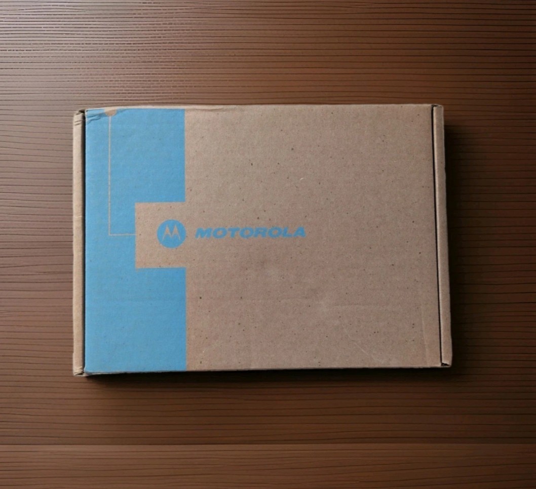 Motorola Mobile CM200D UHF 403-470 MHz 16ch 25W Digital