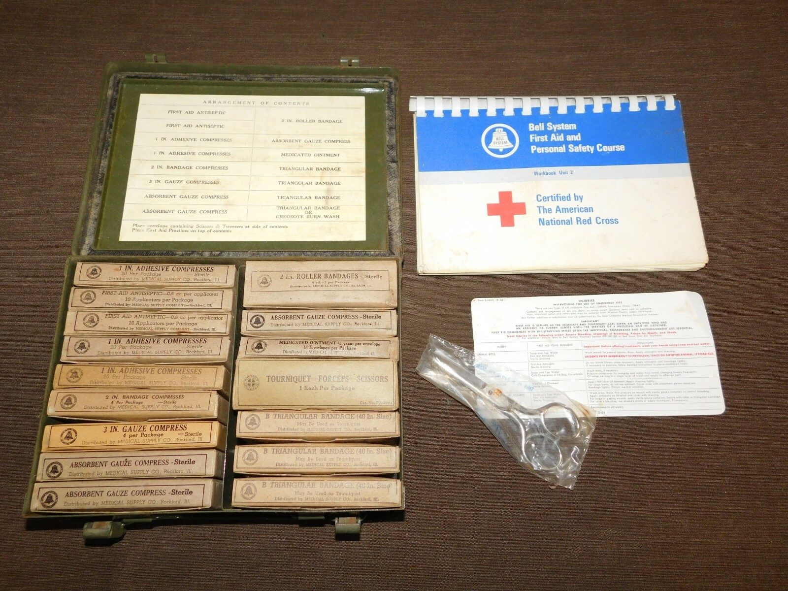 VINTAGE 1964 1966 BELL SYSTEM TELEPHONE METAL FIRST-AID KIT BOX COMPLETE VINTAGE 1964 1966 BELL SYSTEM TELEPHONE METAL FIRST-AID KIT BOX COMPLETE