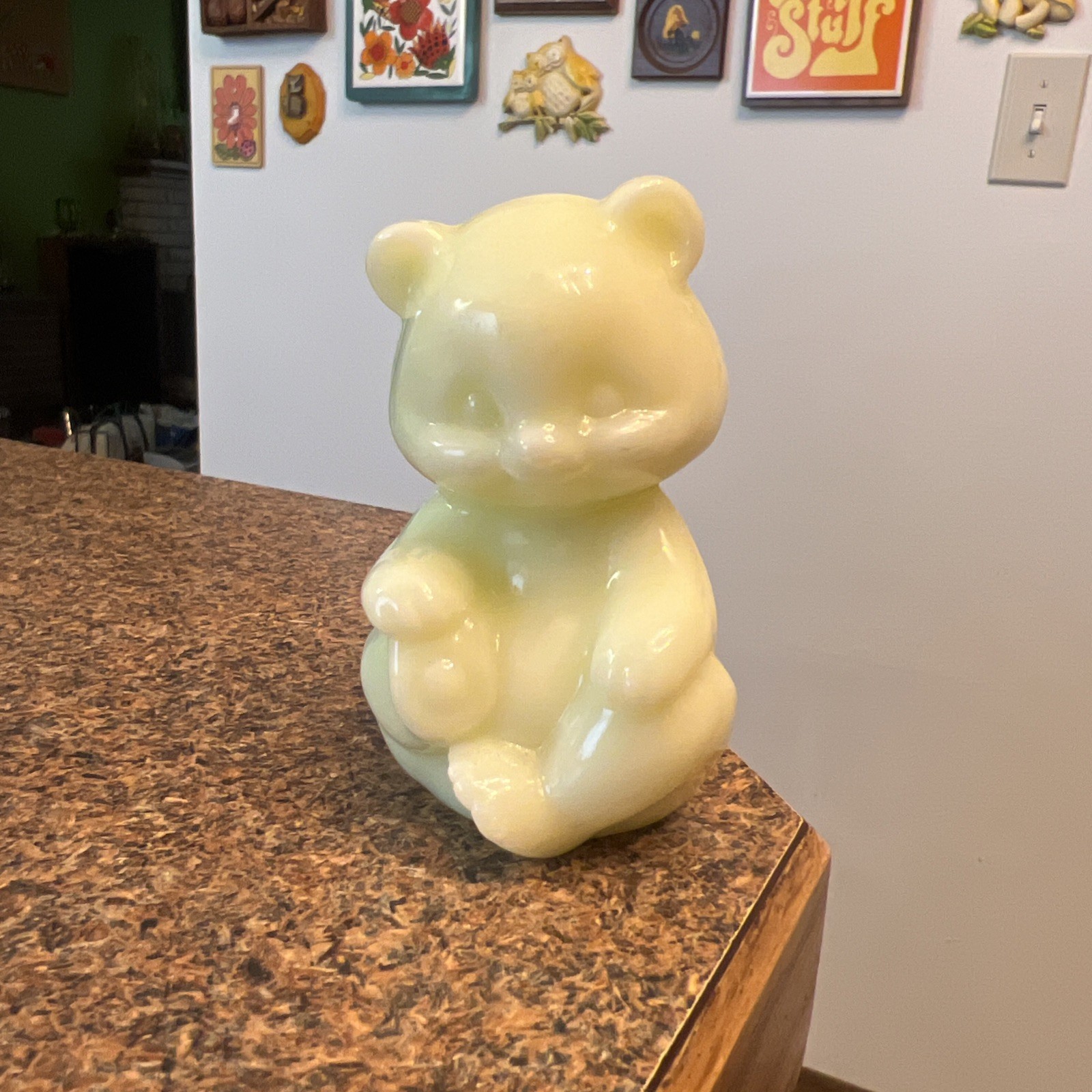 RARE Fenton Glossy Custard Uranium Glass Bear Figurine RARE Fenton Glossy Custard Uranium Glass Bear Figurine