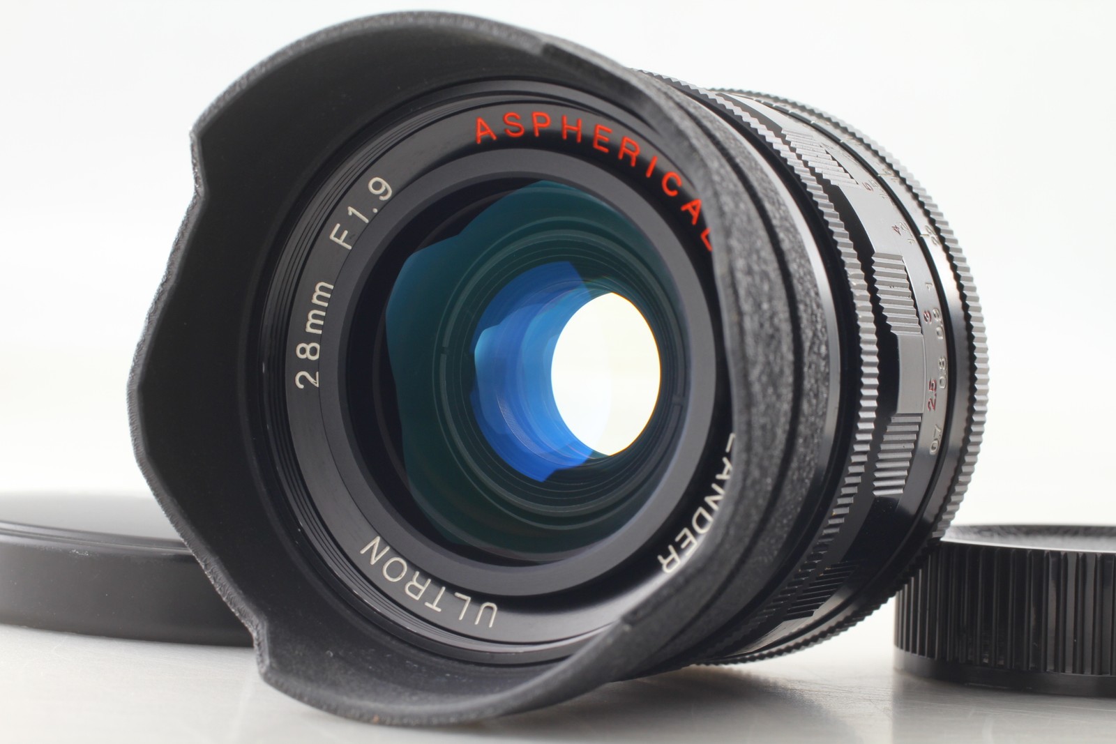 w/ Hood [Opt Top MINT] Voigtlander ULTRON 28mm F1.9 Aspherical Black L39 JAPAN