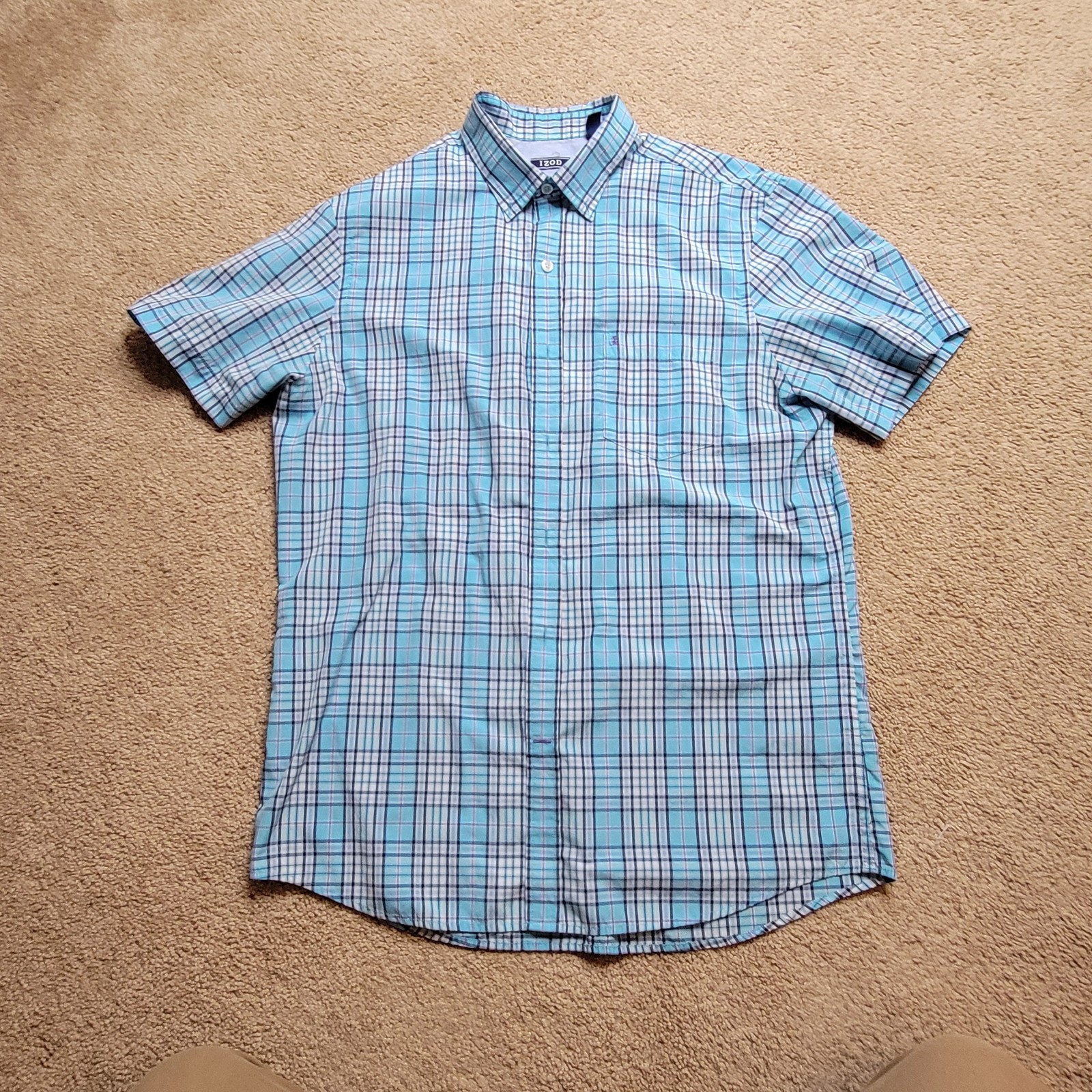 IZOD Plaid Short Sleeve Button-Up Shirt Men\'s L