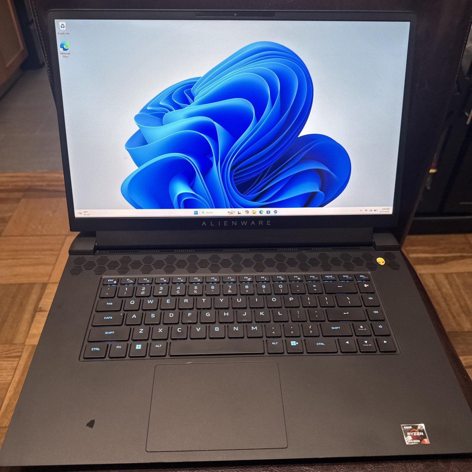 Alienware M17 R5 AMD 16GB 1TB RTX 3070 Ti Laptop For Parts