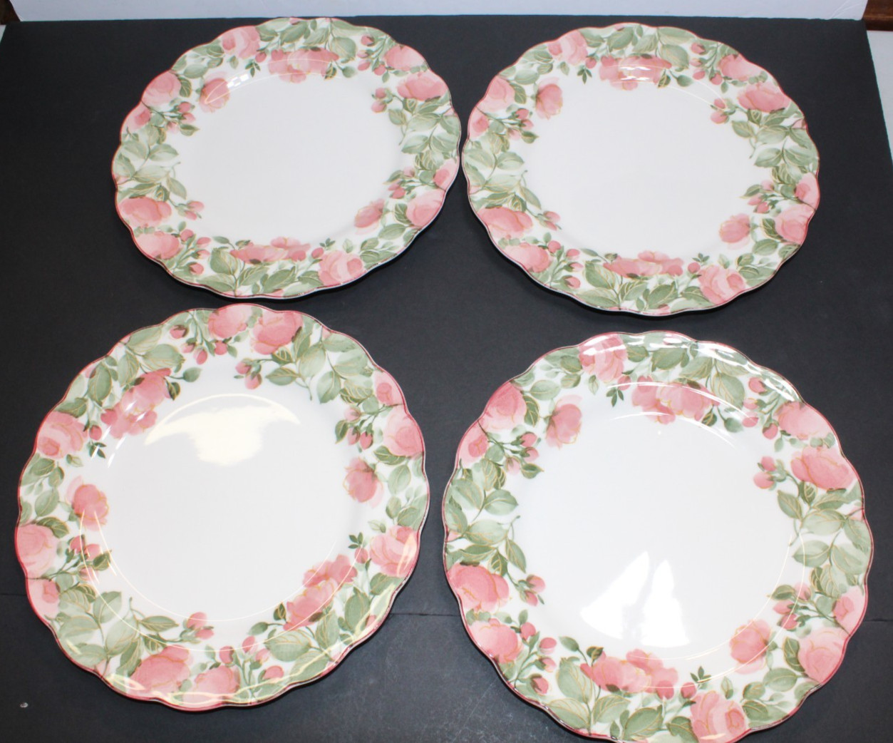 Nikko Japan Precious 10 3/4 inch Dinner Plate Scallop Pink Floral  Lot of 4 EUC