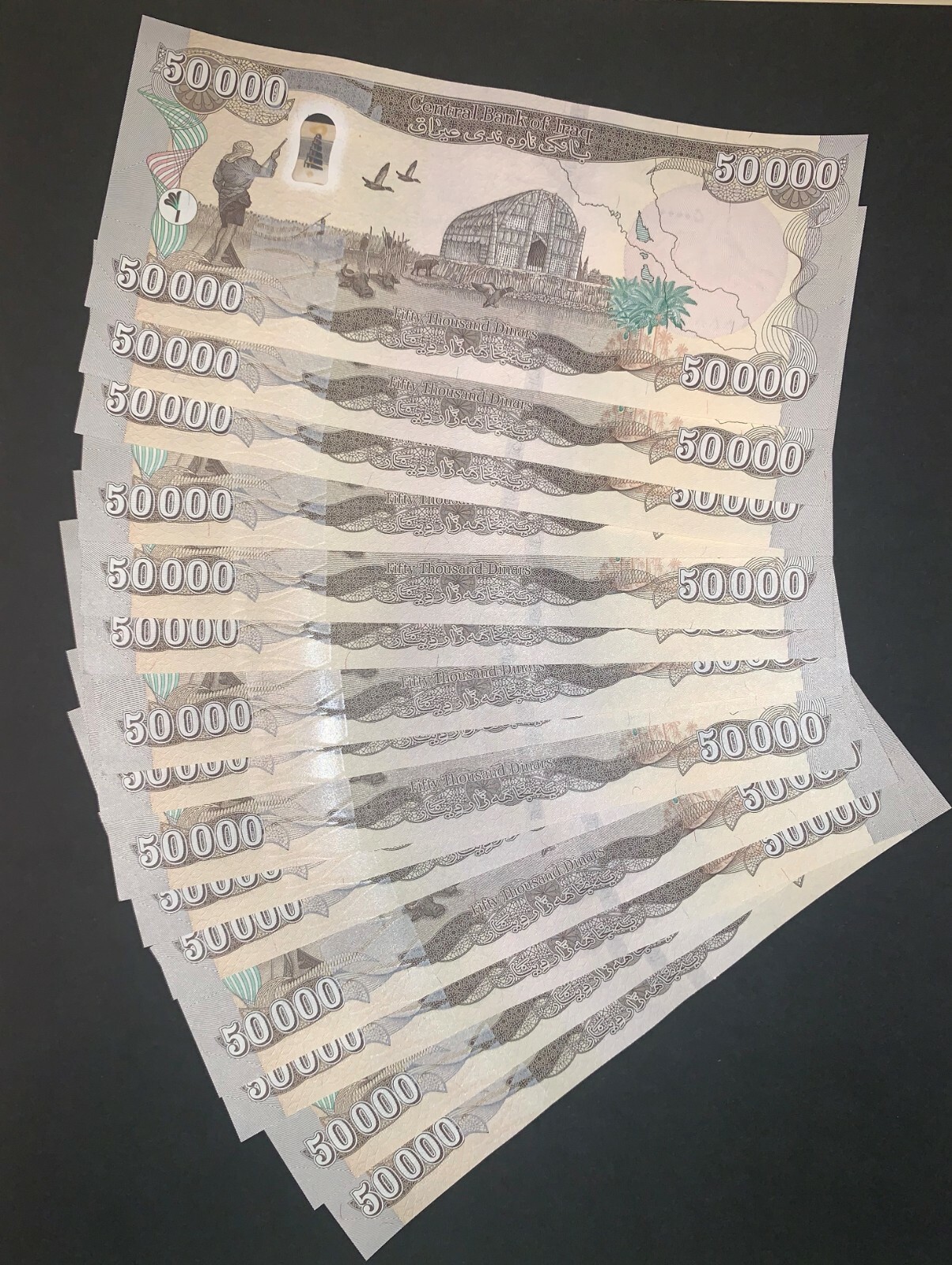 300,000 IRAQI DINAR 6 x 50,000 IQD NEW AUTHENTIC IRAQ CURRENCY w COA 300,000 IRAQI DINAR 6 x 50,000 IQD NEW AUTHENTIC IRAQ CURRENCY w COA