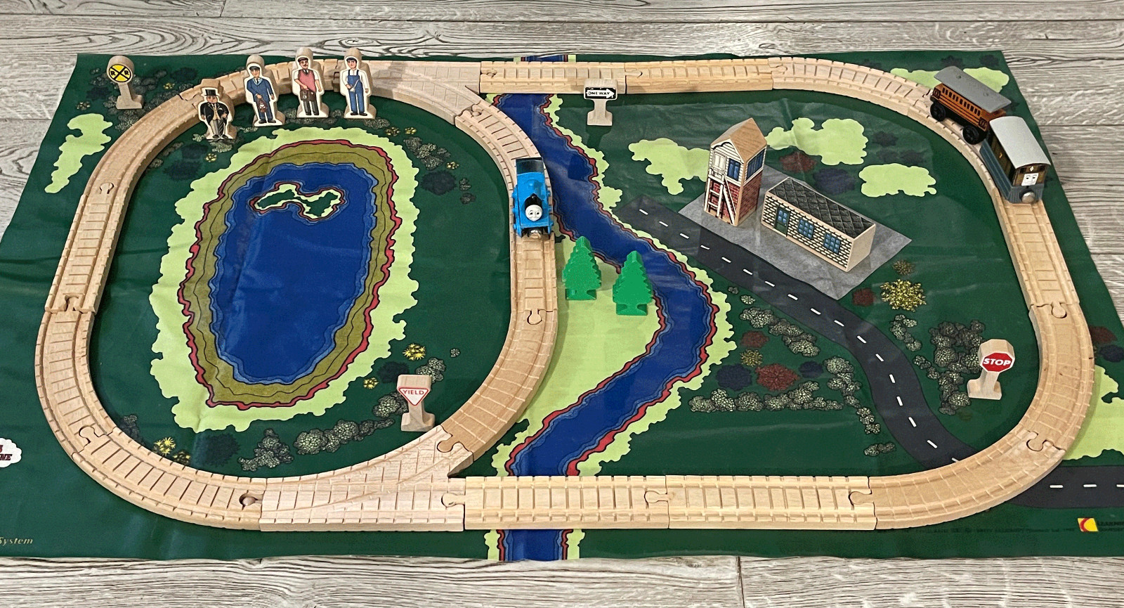 1993-1994 Thomas Wooden Railway Train Instant System Set #3 - Clickity Clack HTF