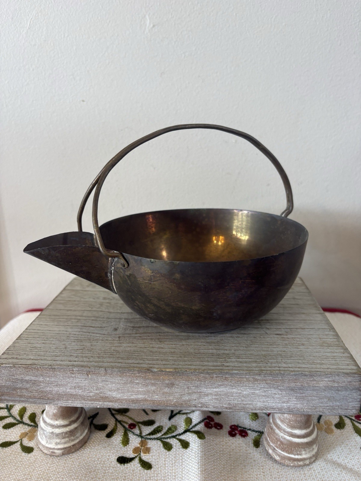 Antique Brass Serving Bowl Indian Kitchenware Decorative Props Spouted Patina