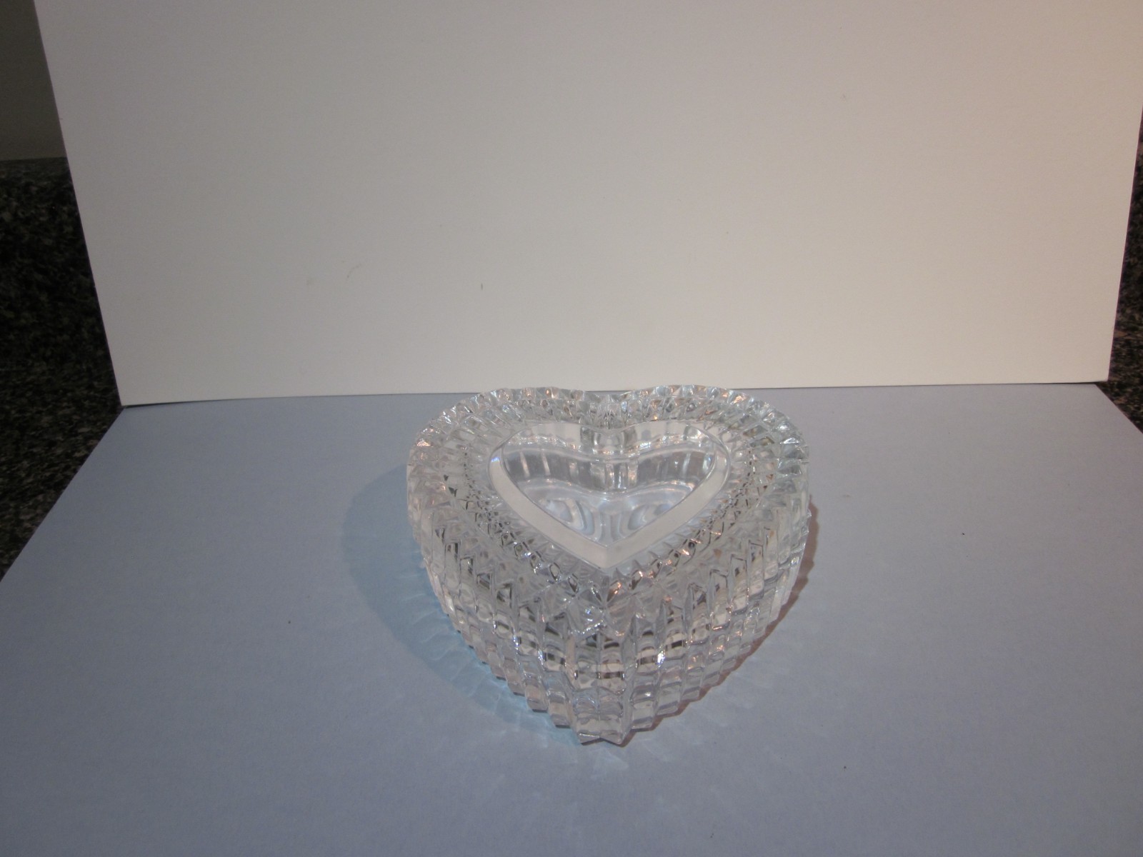 Heart Shaped Glass Candy Dish WIth Lid Excellent Condition 