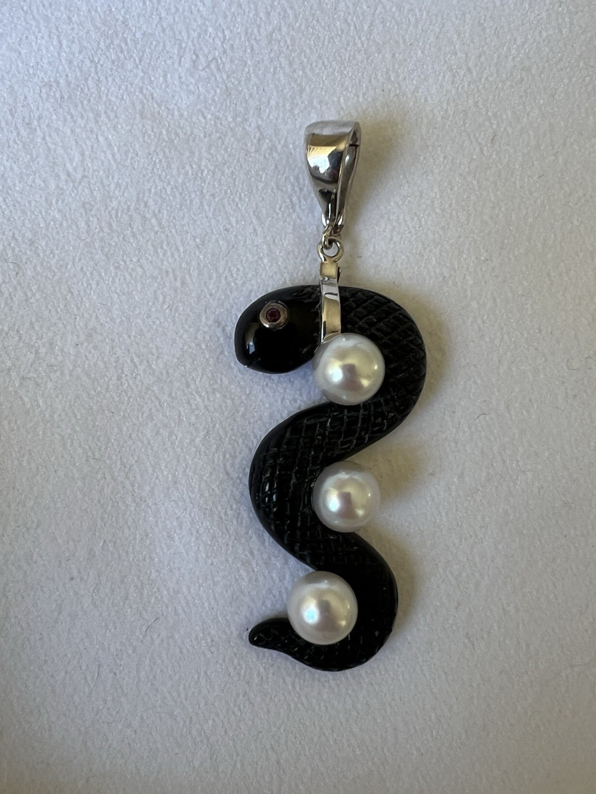 Vintage GSI Sterling Silver 925 Onyx Black Snake Pendant w/ Ruby & Pearl Accents