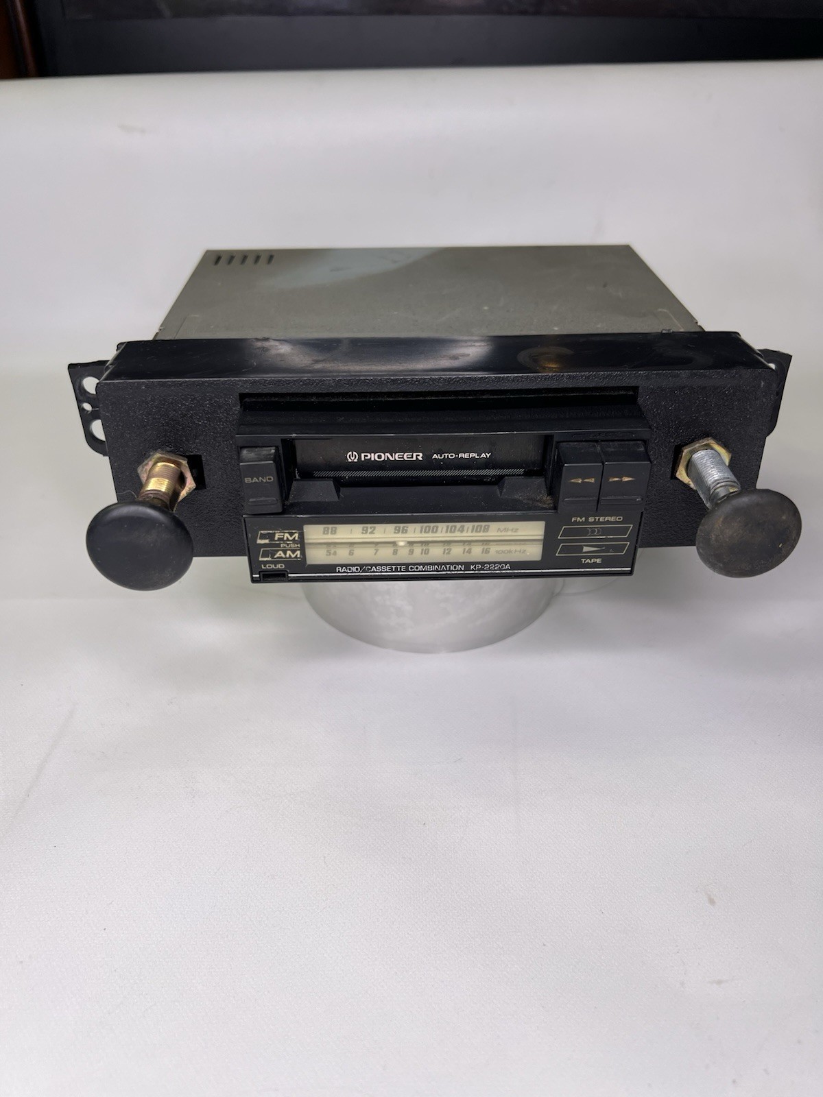 Pioneer KP-2220A radio/cassette player. VTG Pioneer KP-2220A radio/cassette player. VTG