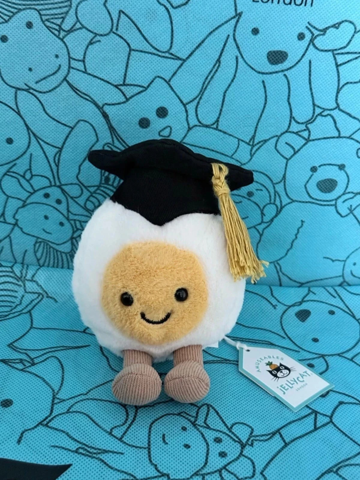 Authentic Jellycat Amuseables Boiled Egg 'Graduation' Authentic Jellycat Amuseables Boiled Egg 'Graduation'